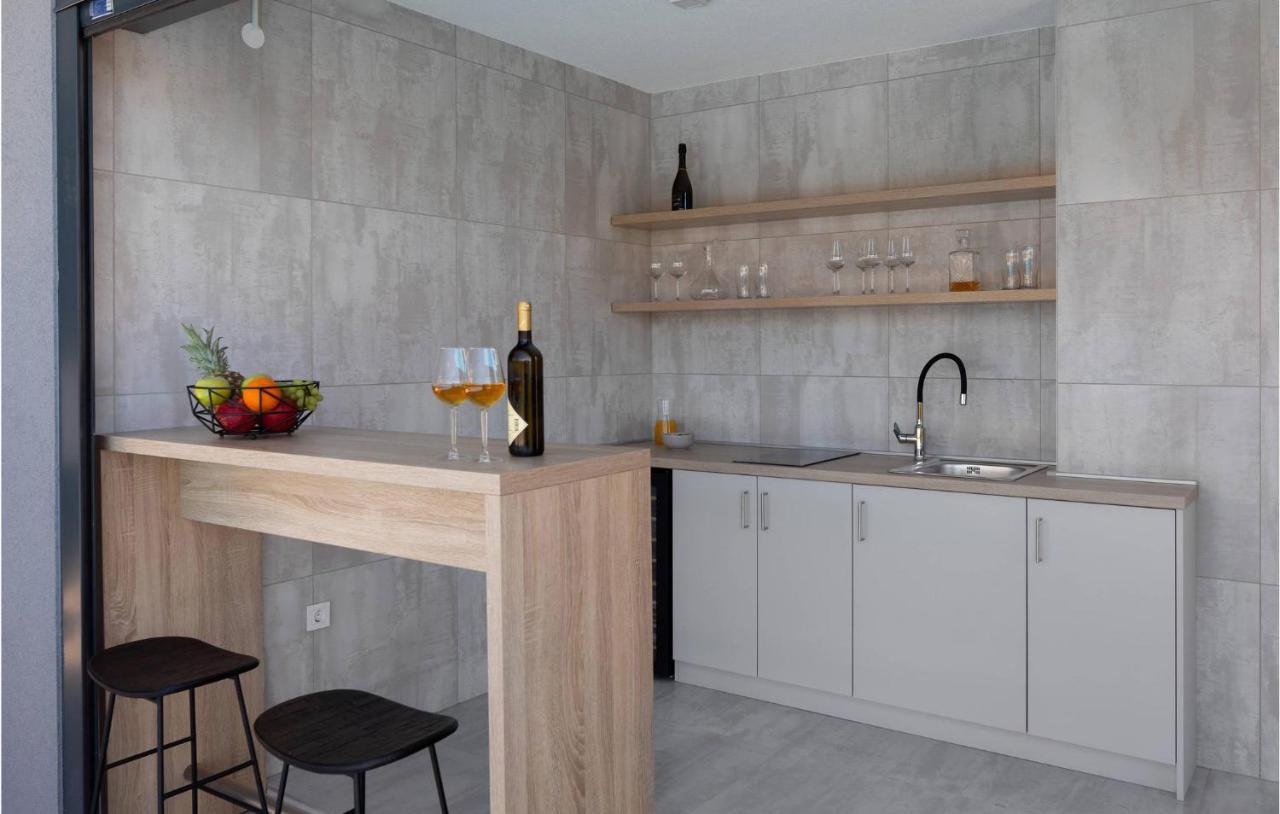 Pet Friendly Home In Zidarici With House Sea View Vantacići Exterior foto